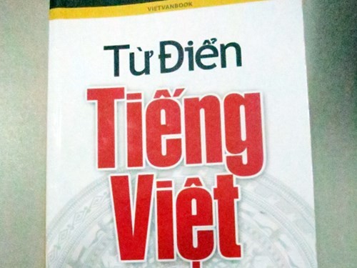 Từ điển Tiếng Việt định nghĩa “nữ tặc” là... “ăn cướp đàn bà“ ảnh 1