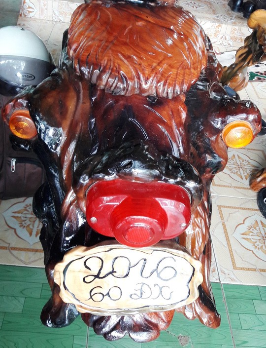 Độc - Lạ: Mô tô bằng gỗ độc nhất vô nhị ở Lâm Đồng ảnh 7