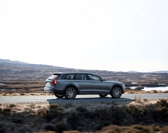 Volvo V90 Cross Country - Xe cao cấp thách thức mọi địa hình ảnh 5