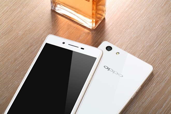 3 smartphone đắt hàng mùa mua sắm cuối năm của Oppo ảnh 2