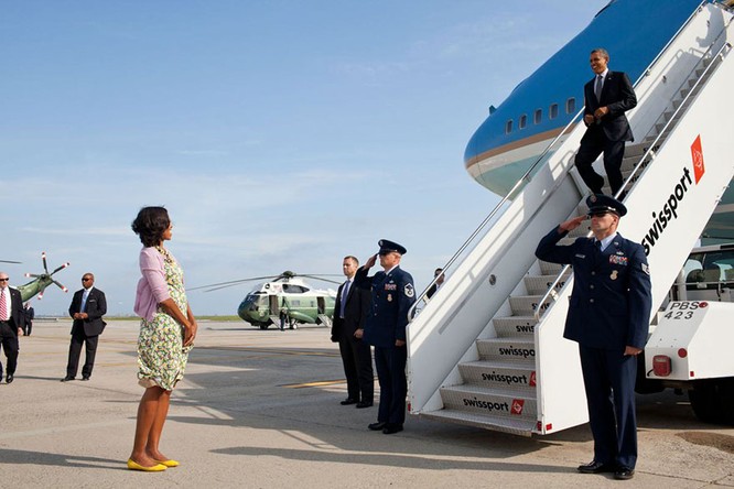 Những điều ít biết về chuyện tình của vợ chồng Tổng thống Obama ảnh 8