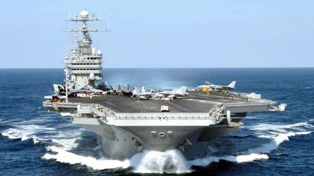 Video: USS George Washington đón "con" bằng gì? ảnh 1