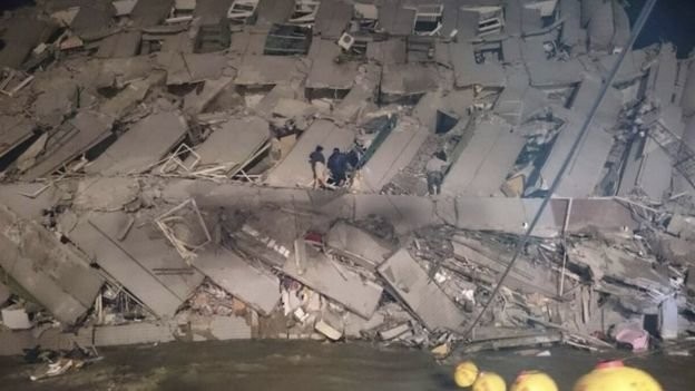 Video Đài Loan bị động đất 6,4 độ richter, nhà 17 tầng đổ sập ảnh 7
