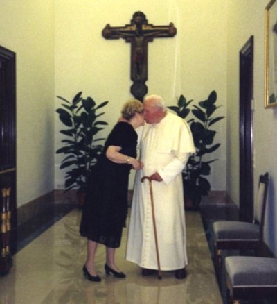 Những bức thư bí mật Giáo hoàng John Paul II gửi 1 người phụ nữ ảnh 5