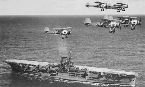 Trận hải chiến hạ gục thiết giáp hạm lớn nhất của phát xít Đức ảnh 1
