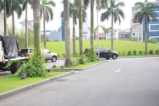Đoàn xe đón ông Obama đã rời khách sạn đến Sân bay Nội Bài ảnh 6