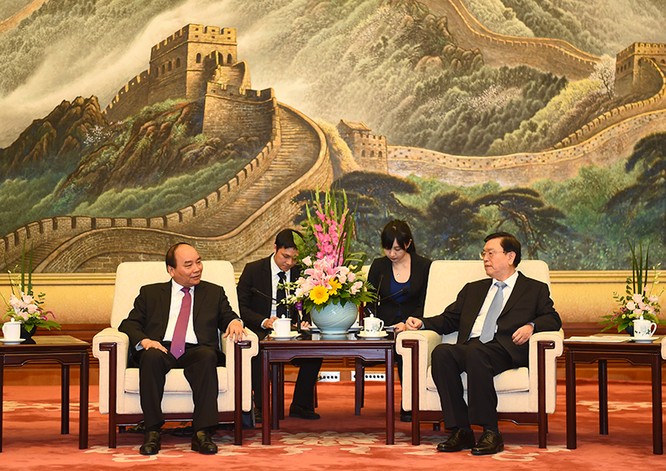 Thủ tướng Nguyễn Xuân Phúc hội đàm với nhiều lãnh đạo cấp cao Trung Quốc tại Bắc Kinh ảnh 2