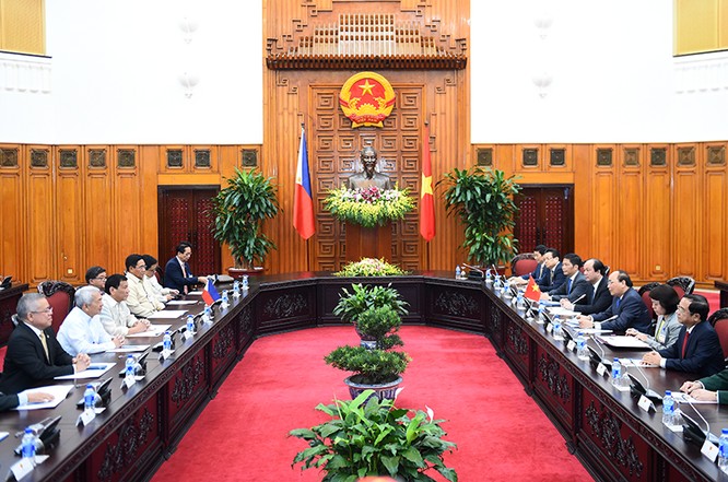 Thủ tướng Nguyễn Xuân Phúc hội kiến Tổng thống Philippines Rodrigo Duterte ảnh 1