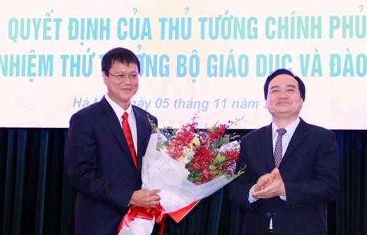 Công bố quyết định bổ nhiệm Thứ trưởng Y tế Nguyễn Trường Sơn và Thứ trưởng GD&ĐT Lê Hải An ảnh 1