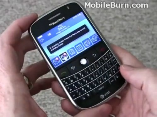 BlackBerry Bold 9000 là sản phẩm hình mẫu cho nhiều smartphone BlackBerry sau này. Đây cũng là điện thoại BlackBerry đầu tiên trang bị kết nối 3G cùng màn hình có độ phân giải cao nhất tại thời điểm ra mắt, năm 2008, và hệ điều hành BlackBerry OS 5.0 nhiều tính năng.