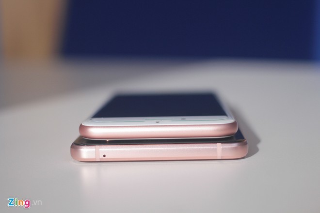 Galaxy A7 2016 so màu vàng hồng với iPhone 6S ảnh 7