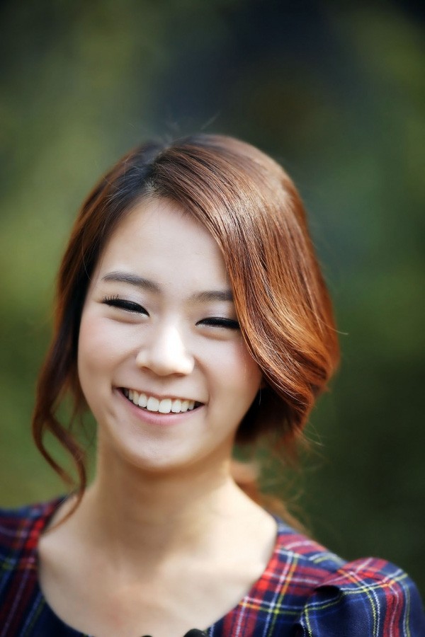 Top 15 đôi mắt "biết cười" của các mỹ nhân xứ Kim chi ảnh 22