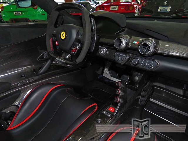 Cận cảnh siêu xe Ferrari LaFerrari cũ giá 104,8 tỷ đồng ảnh 8