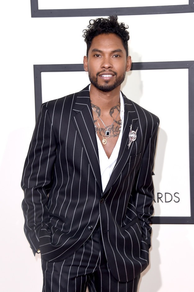 23 “mỹ nam” mặc đẹp nhất trên thảm đỏ Grammy 2016 ảnh 20