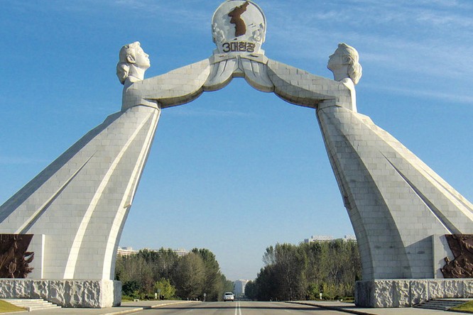 Ngắm kiến trúc hoành tráng và hoa lệ của Triều Tiên ảnh 3