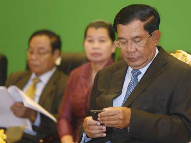 Cuộc chiến Facebook giữa Thủ tướng Hun Sen và lãnh đạo đối lập ảnh 2