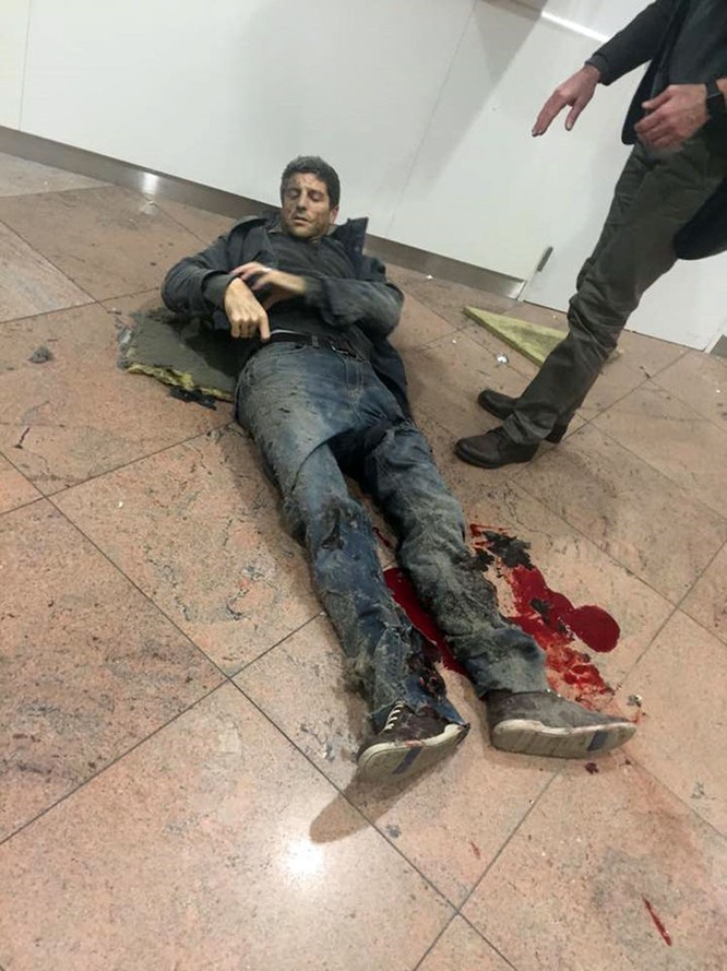 Những hình ảnh đầu tiên về cuộc khủng bố tại Brussels ảnh 3