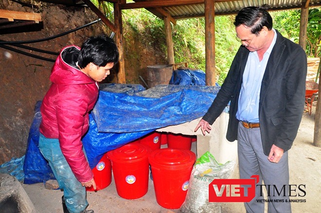 Cận cảnh đường "hầm rượu" xuyên núi của Bí thư huyện Tây Giang ảnh 5