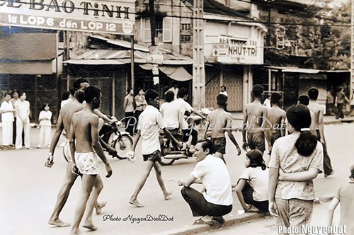 Khoảnh khắc chân thật Sài Gòn ngày Giải phóng ảnh 14