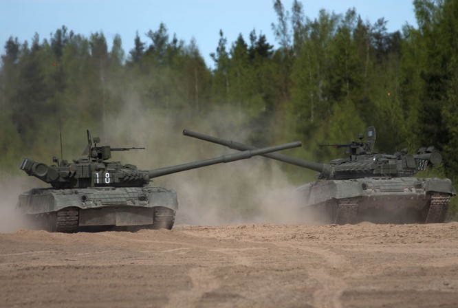 Video: Cận cảnh “xe tăng bay” T-80 ảnh 3
