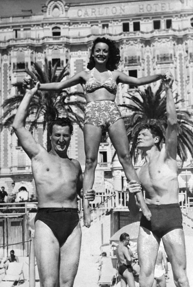 Các diễn viên Jacques Erwin, Louise Carletti và Alain Cuny, 1947
