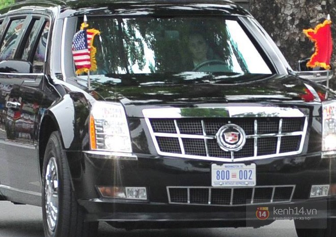Lái chiếc xe "quái thú" cho Tổng thống Obama là một cô gái 26 tuổi ảnh 3