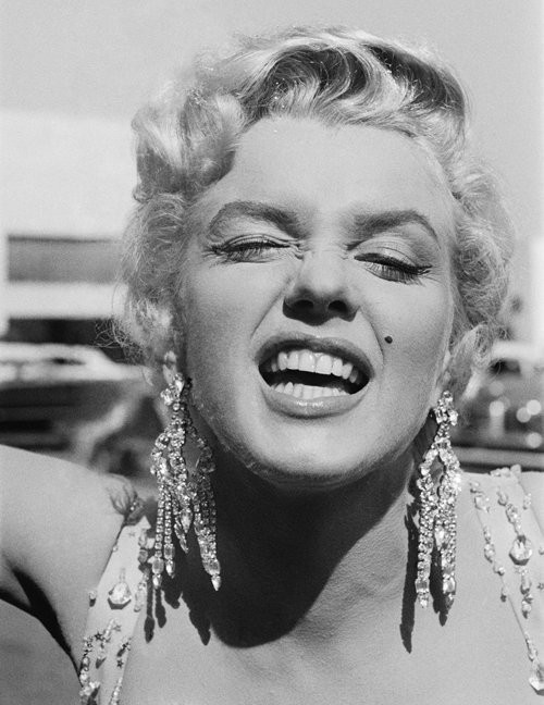 Những bức ảnh để đời của 'biểu tượng sex' Marilyn Monroe ảnh 9