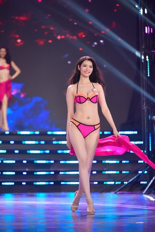 18 thí sinh hoa hậu VN mặc bikini đọ đường cong sexy ảnh 15