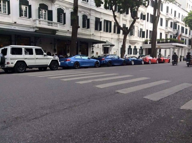 Dàn siêu xe của các đại gia Sài Gòn và Hà Nội “đụng độ” cuối tuần ảnh 10