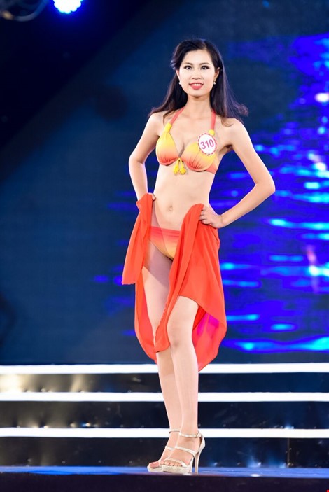 Mãn nhãn màn trình diễn bikini của 18 nhan sắc phía Bắc vào CK HHVN 2016 ảnh 29