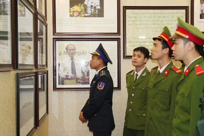 Công bố các tư liệu về chủ quyền Hoàng Sa, Trường Sa của Việt Nam tại Đồng Nai ảnh 1