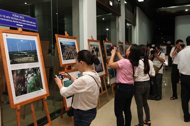 Rực rỡ triển lãm ảnh, phim phóng sự và tài liệu trong Cộng đồng ASEAN 2016 ảnh 13