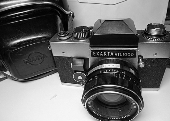 Chiếc máy ảnh EXAKTA RTL 1000 – Vũ khí đời binh nghiệp của tôi