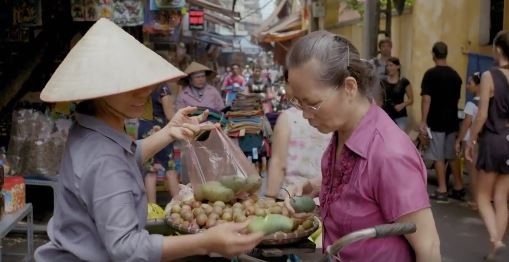 Video: Thêm bún ốc Hà Nội khiến đầu bếp Anthony Bourdain "mê mệt" ảnh 3