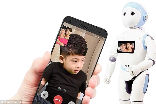 Video: Robot bảo mẫu được 80% trẻ em yêu thích, giá 26 triệu đồng ảnh 2