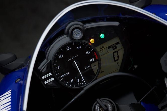 Yamaha R6 2017 khuấy động phân khúc 600cc ảnh 4