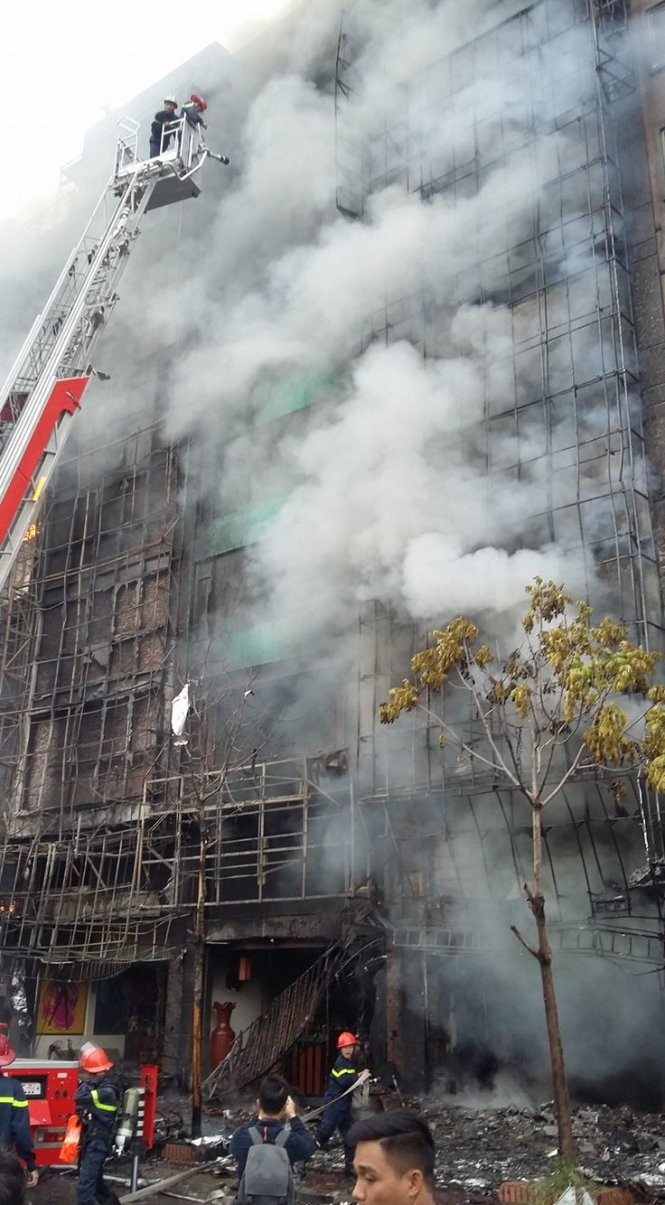 13 người chết cháy ở Cầu Giấy, Thủ tướng yêu cầu khẩn trương tìm người mắc kẹt ảnh 6
