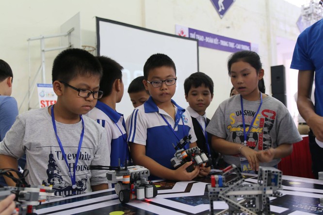 65 đội “kỹ sư robot” nhí giành vé dự thi quốc tế tại Malaysia ảnh 5