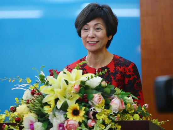 Bà Elizabete Fong, Tổng giám đốc điều hành Vietnamobile