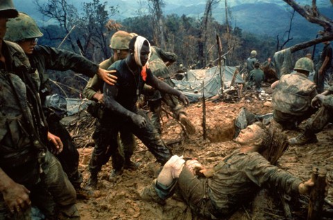 Lính Mỹ bị thương trên chiến trường Việt Nam