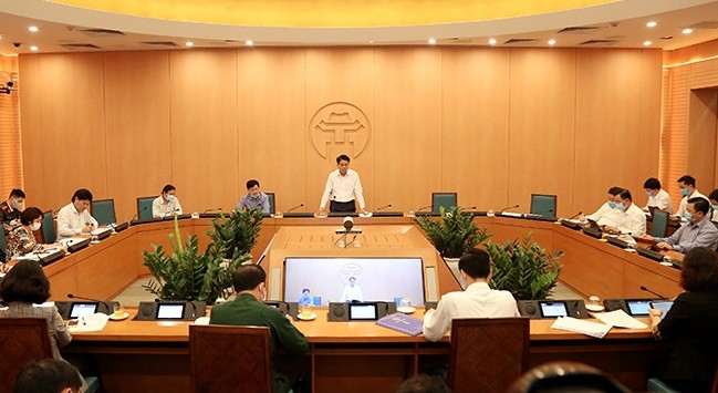 Chủ tịch UBND TP. Hà Nội chủ trì cuộc họp của Ban Chỉ đạo phòng chống dịch bệnh Covid-19 của thành phố.