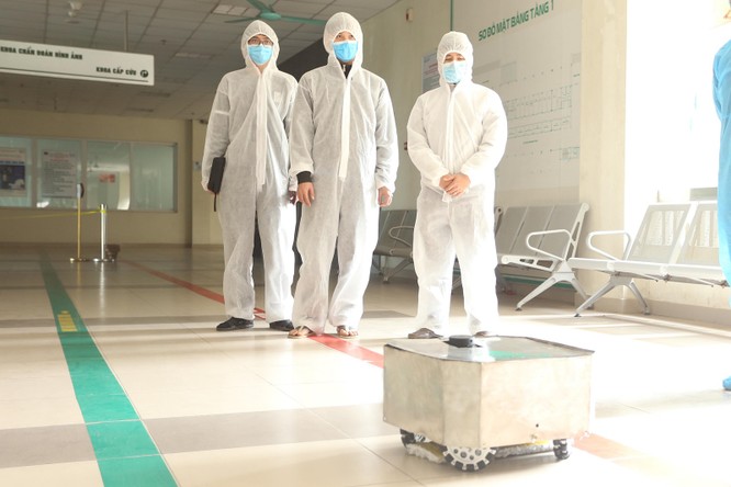 Nhà khoa học Việt “thai nghén” robot trong 2 tuần, giúp giảm tối đa nguy cơ lây nhiễm chéo ảnh 1