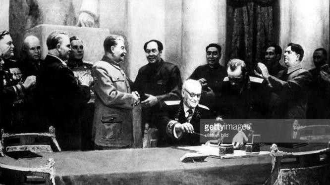 Thế giới sẽ thế nào nếu Stalin chấp nhận sáp nhập Trung Quốc vào Liên Xô theo yêu cầu của Mao? ảnh 1
