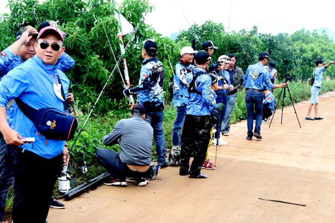 Cuộc thi câu cá lóc Tây Nguyên ảnh 6