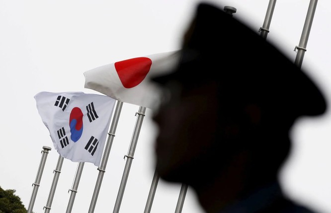 Hàn Quốc tuyên bố hủy thỏa thuận chia sẻ thông tin tình báo với Nhật Bản đặt khối đồng minh mà Mỹ dẫn đầu vào thế khó (Ảnh: Washington Post)