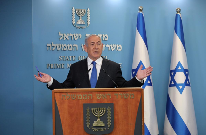 Thủ tướng Israel Benjamin Netanyahu thông báo về thỏa thuận mới đạt được với UAE (Ảnh: Reuters)