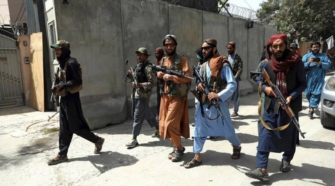 "Nguồn lực đen tối" giúp Taliban chiến đấu ròng rã suốt 20 năm với quân đội Mỹ là gì? ảnh 2