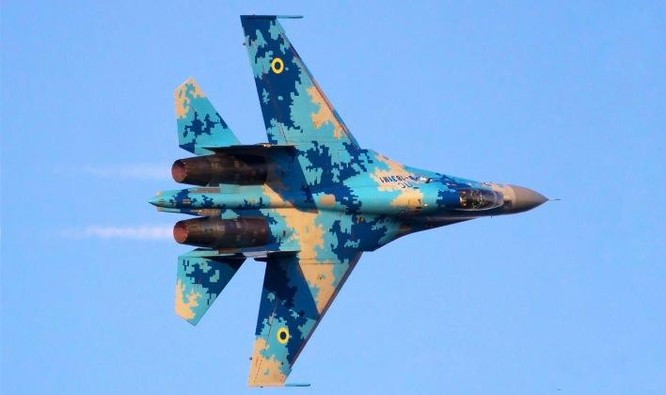 Su-27 Flanker của Ukraine: Từ chiến đấu cơ hàng đầu châu Âu tới mớ hỗn độn lỗi thời ảnh 2