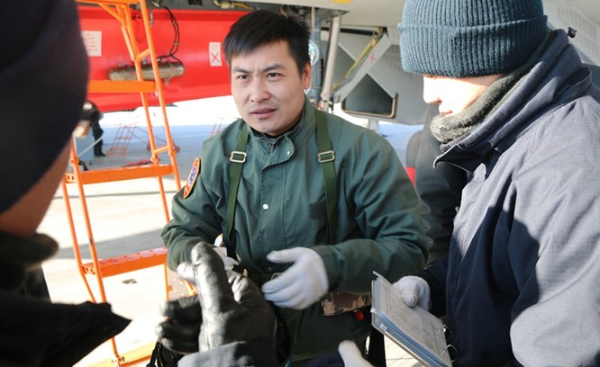 Trung Quốc sẽ loại bỏ máy bay cất hạ cánh trên hạm J-15, vì sao? ảnh 3