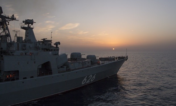 Hải quân Nga “diễu binh” hoành tráng trên biển Địa Trung Hải ảnh 1